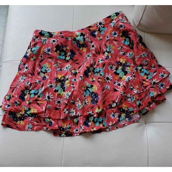 L'Amour Nanette Lepore Pink Floral  layered medium mini skirt coquette - Picture 1 of 3